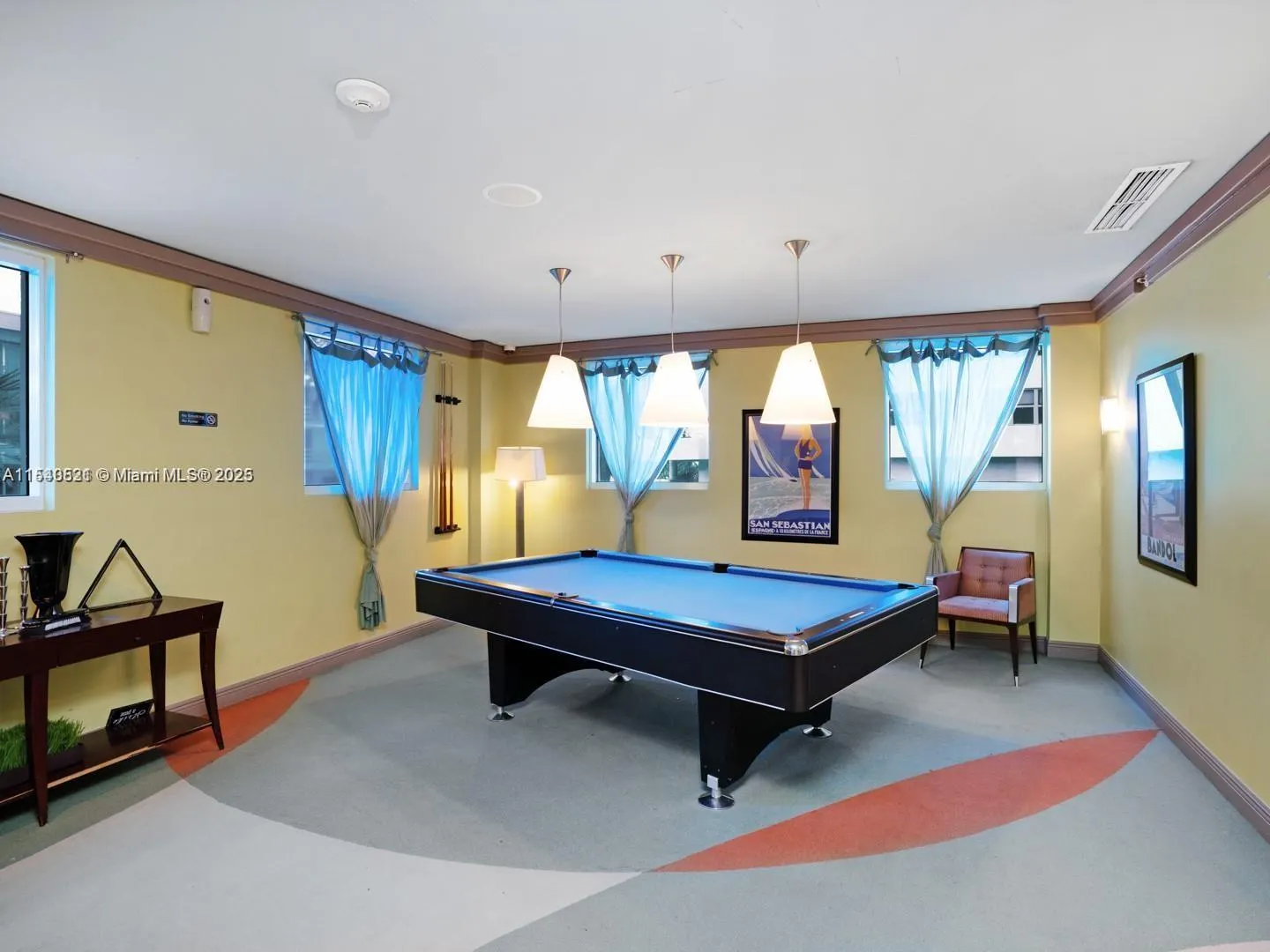 9201 Collins Ave, #1023