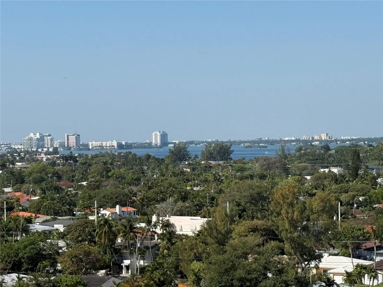 9201 Collins Ave, #1023