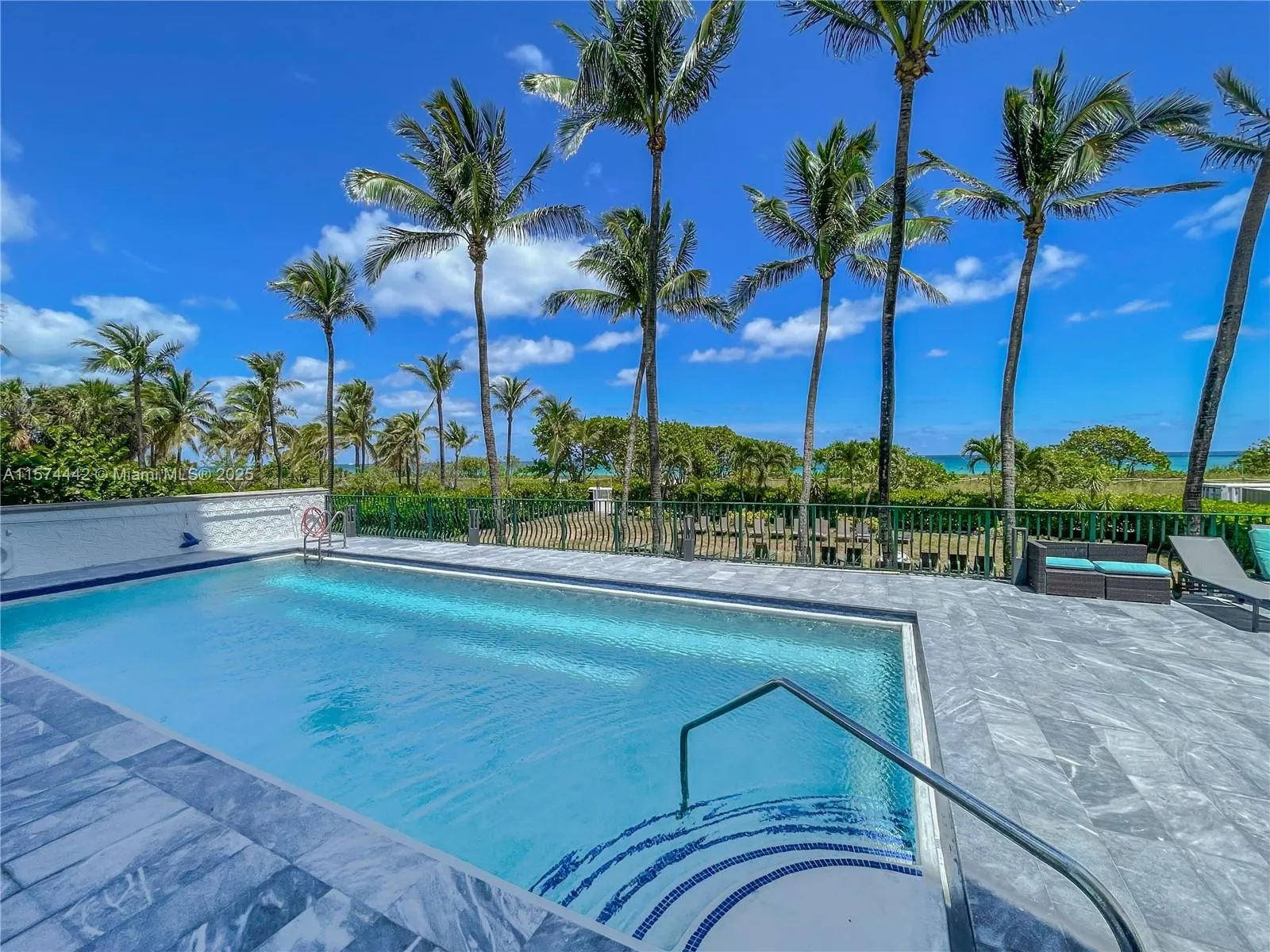 9195 Collins Ave, #903