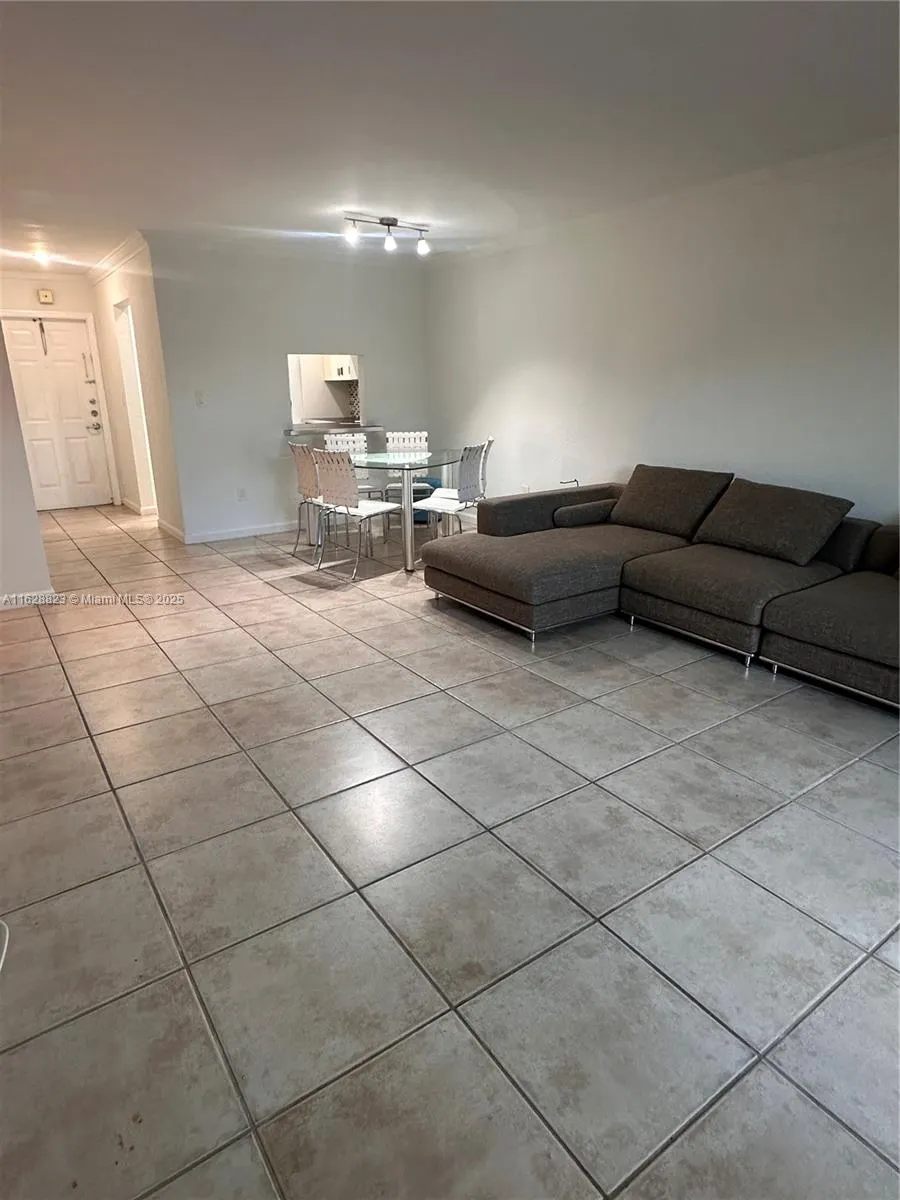 8600 SW 67th Ave, #908
