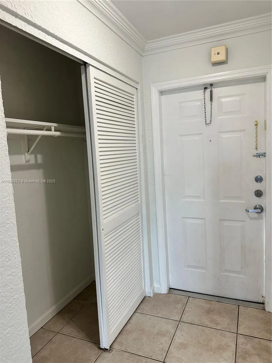 8600 SW 67th Ave, #908