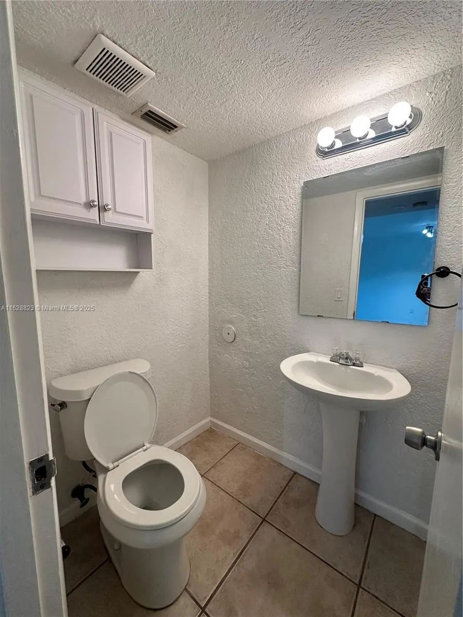 8600 SW 67th Ave, #908