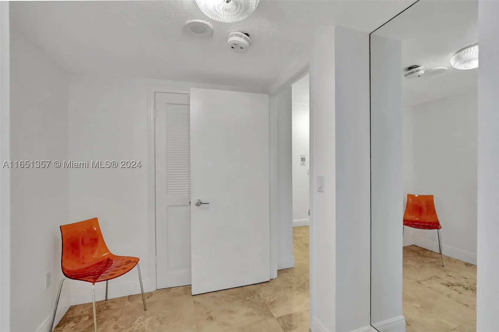 9801 Collins Ave #3T