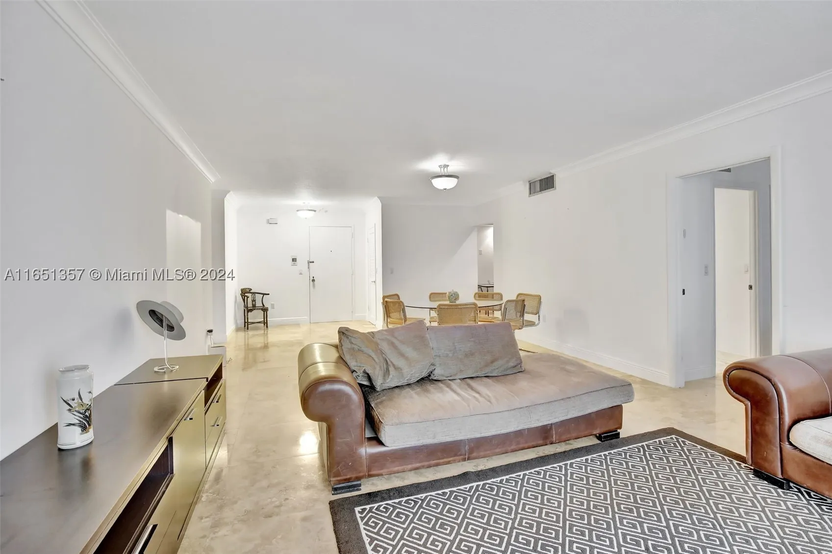 9801 Collins Ave #3T