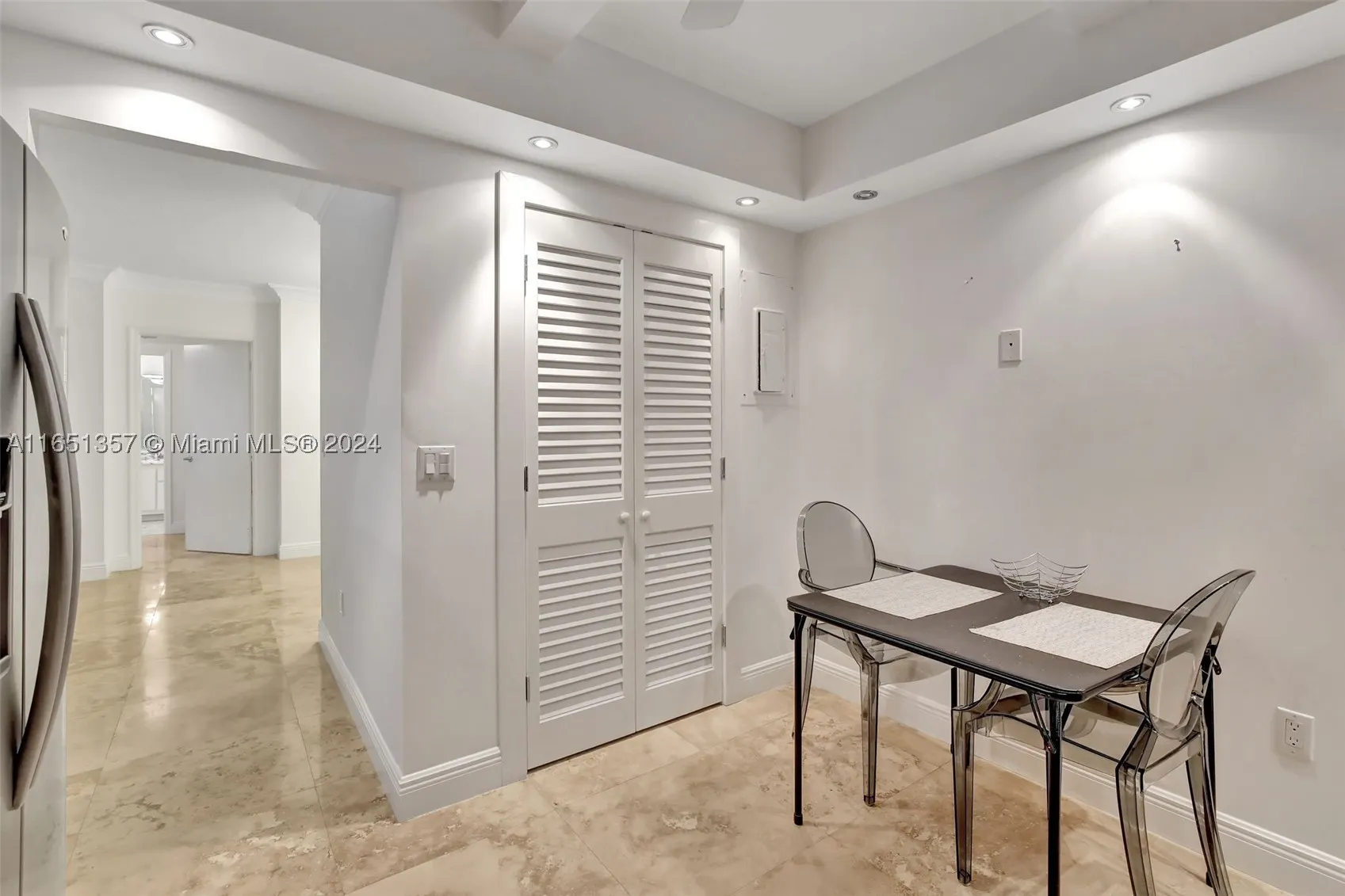 9801 Collins Ave #3T