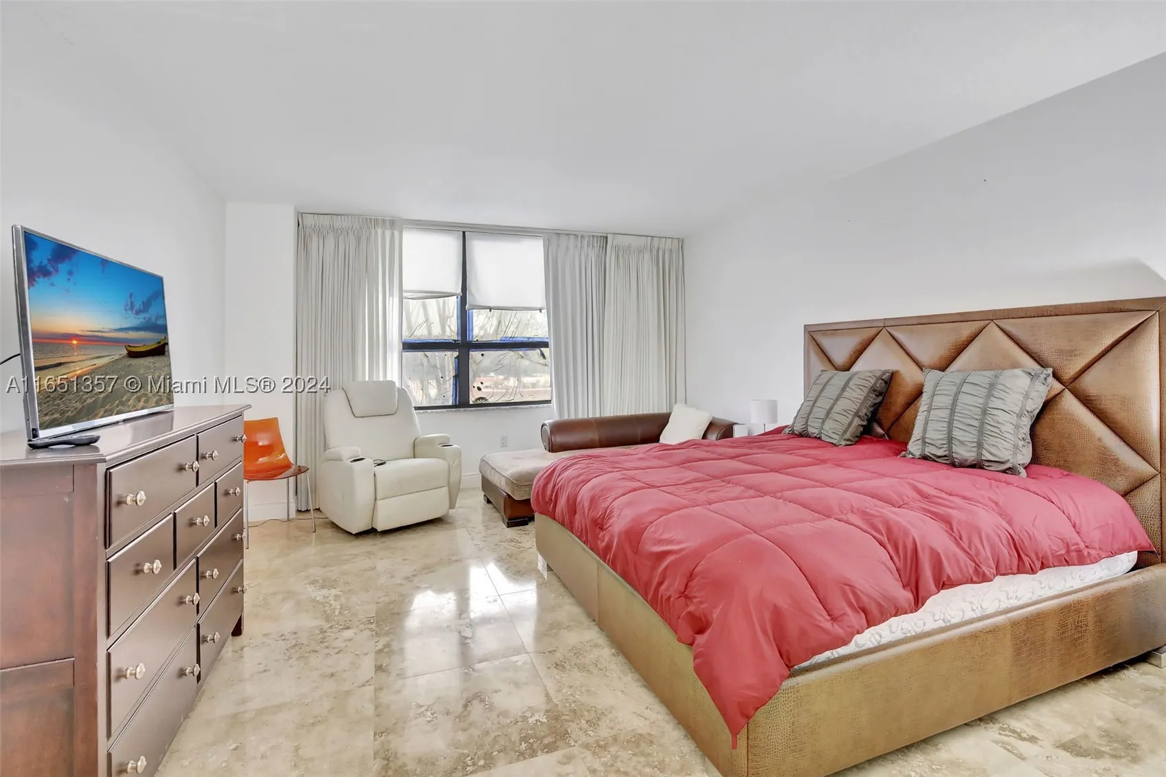 9801 Collins Ave #3T