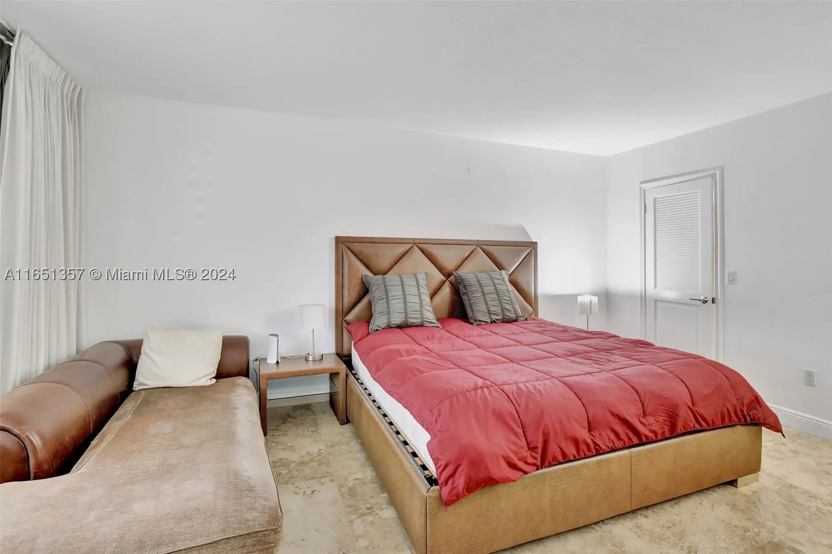 9801 Collins Ave #3T
