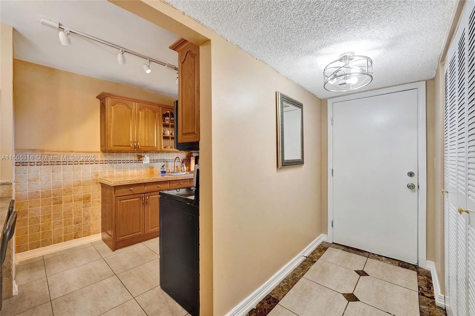 4111 Stirling Rd, #502