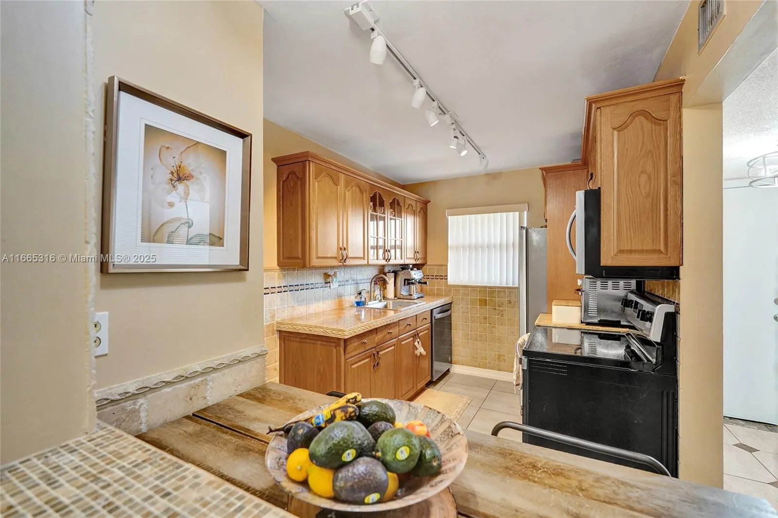 4111 Stirling Rd, #502