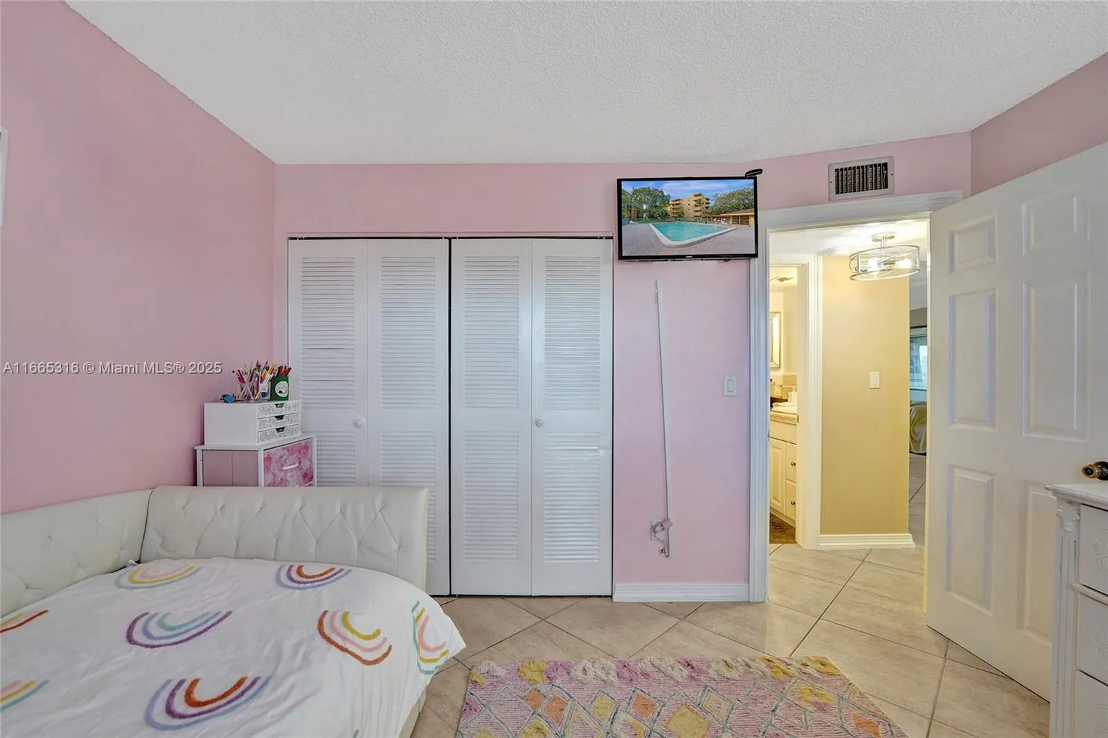 4111 Stirling Rd, #502