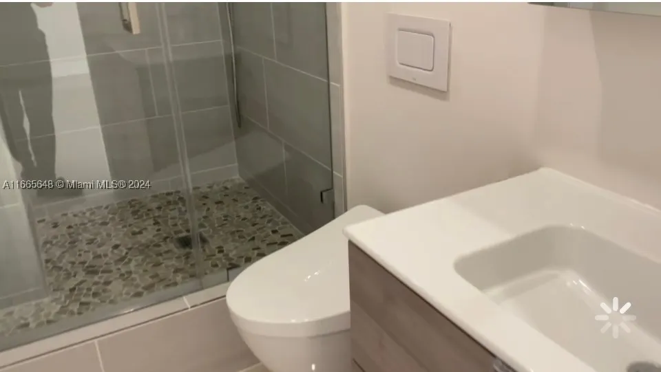 10185 Collins Ave #406