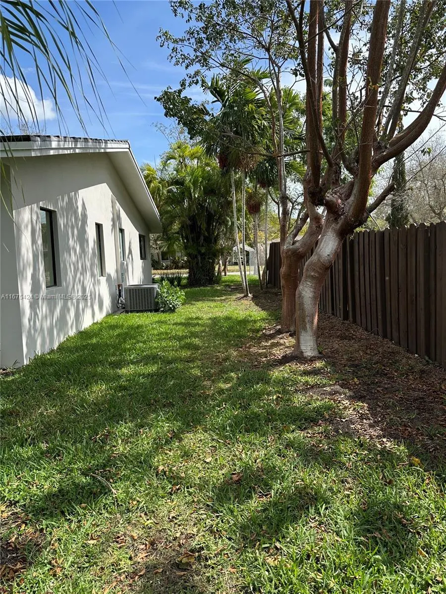 12820 SW 83rd Ct