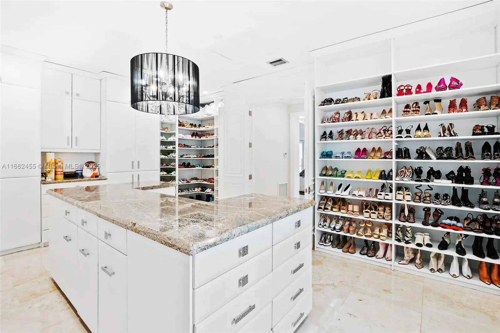 5901 Rolling Road Dr