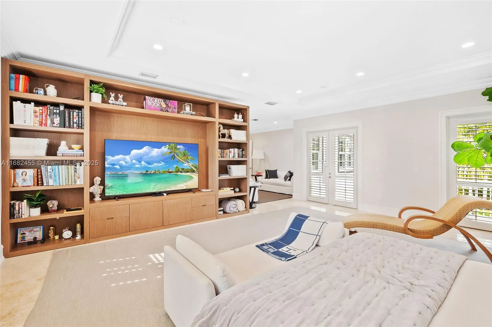 5901 Rolling Road Dr