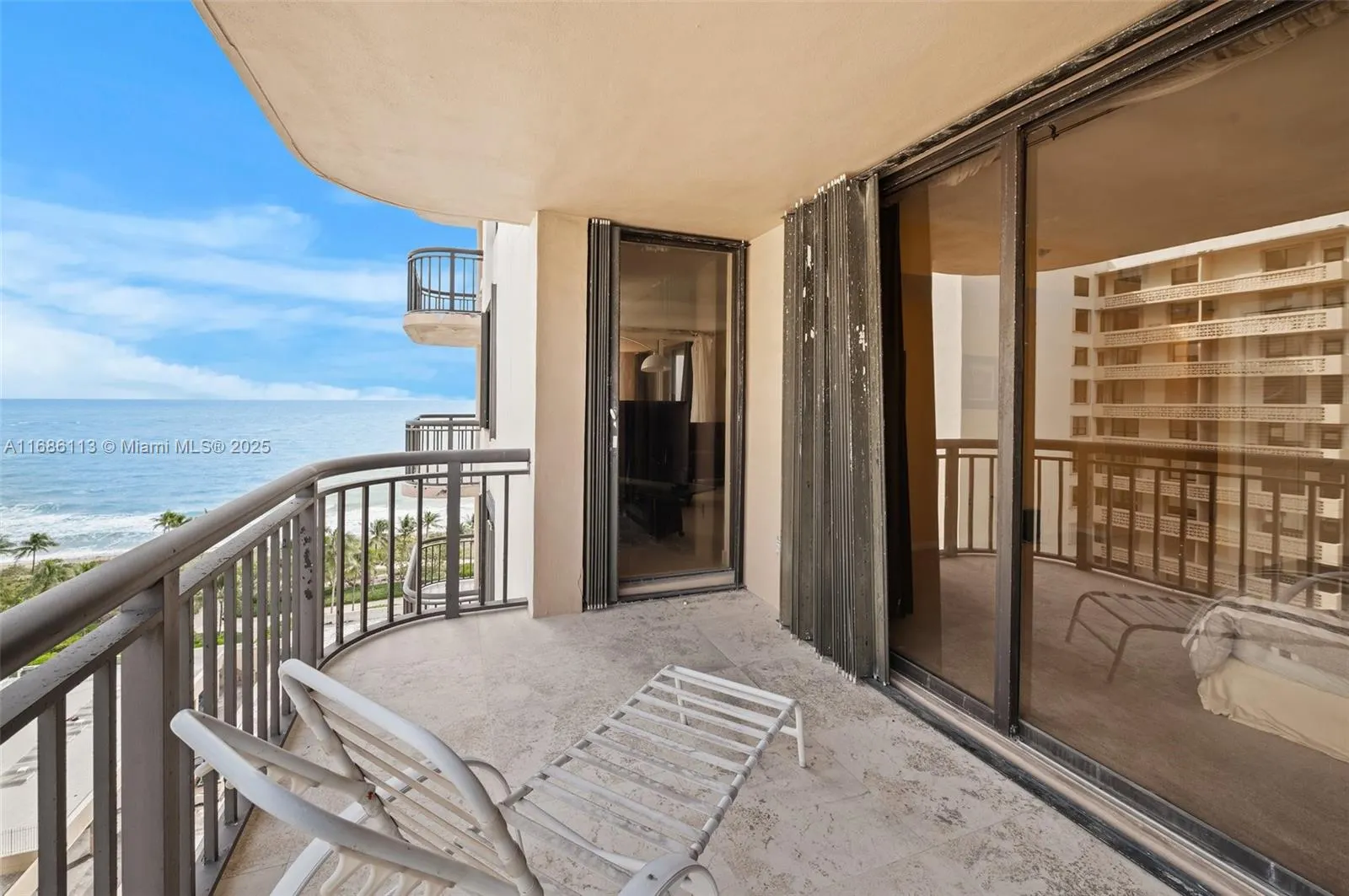 10175 Collins Ave, #1003