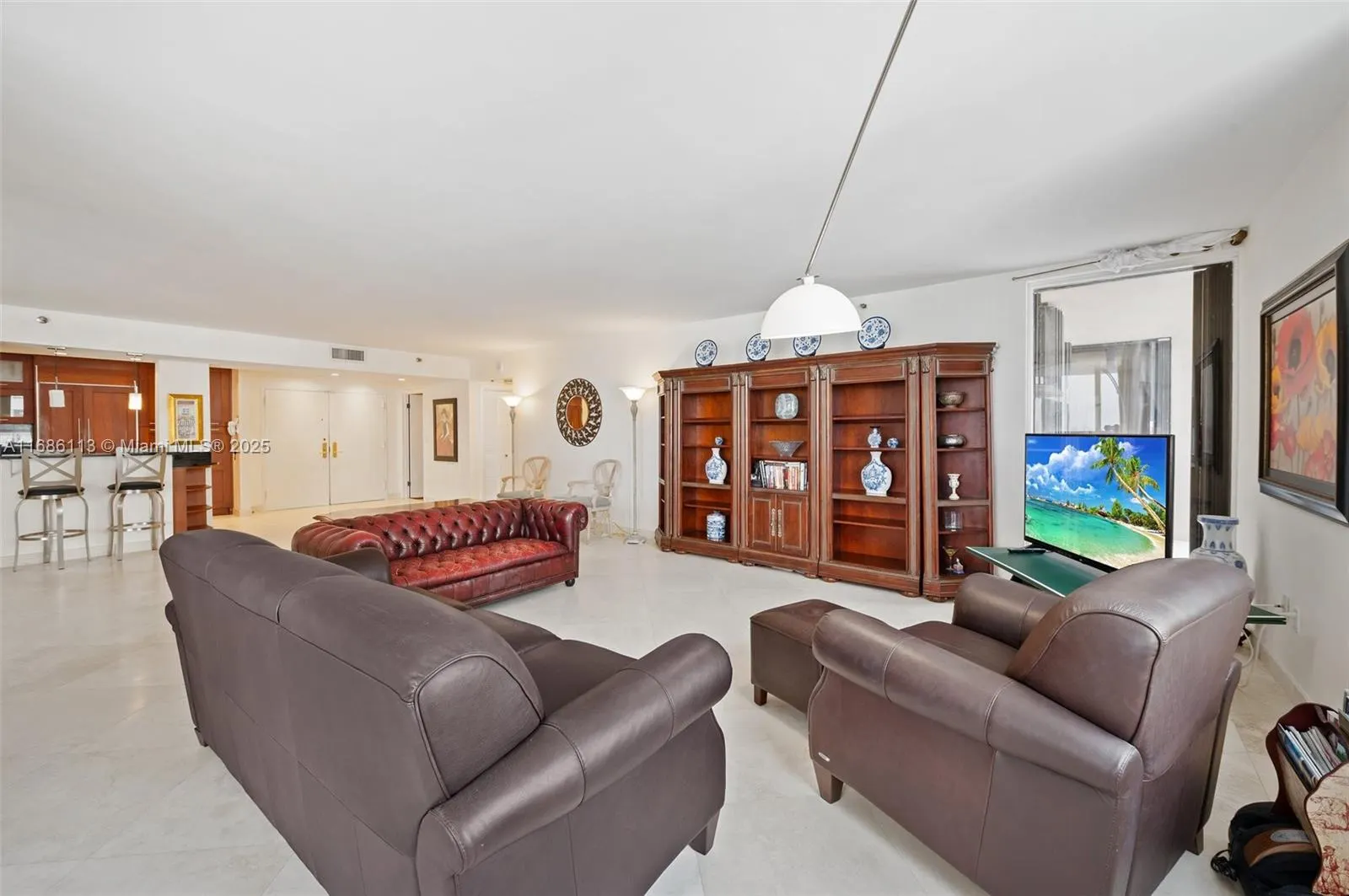 10175 Collins Ave, #1003