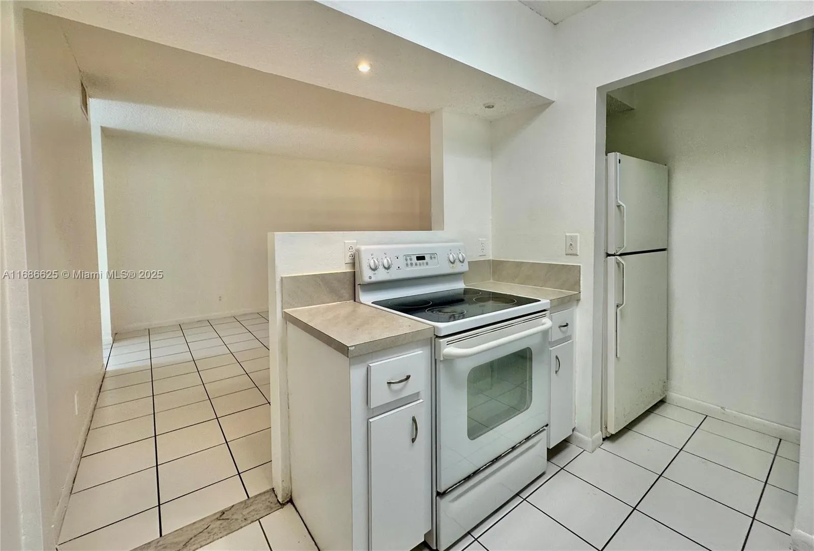 500 NE 2nd St, #223
