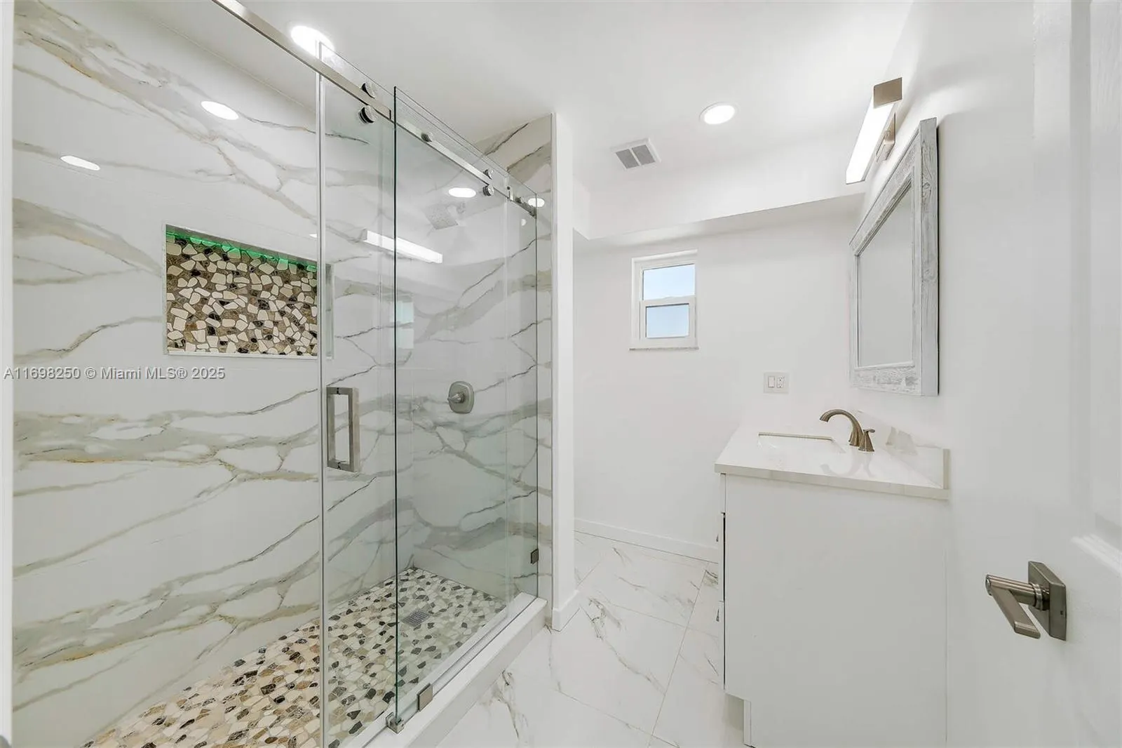 4367 ALBACORE CIR
