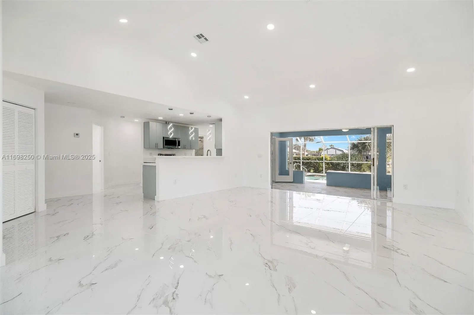 4367 ALBACORE CIR