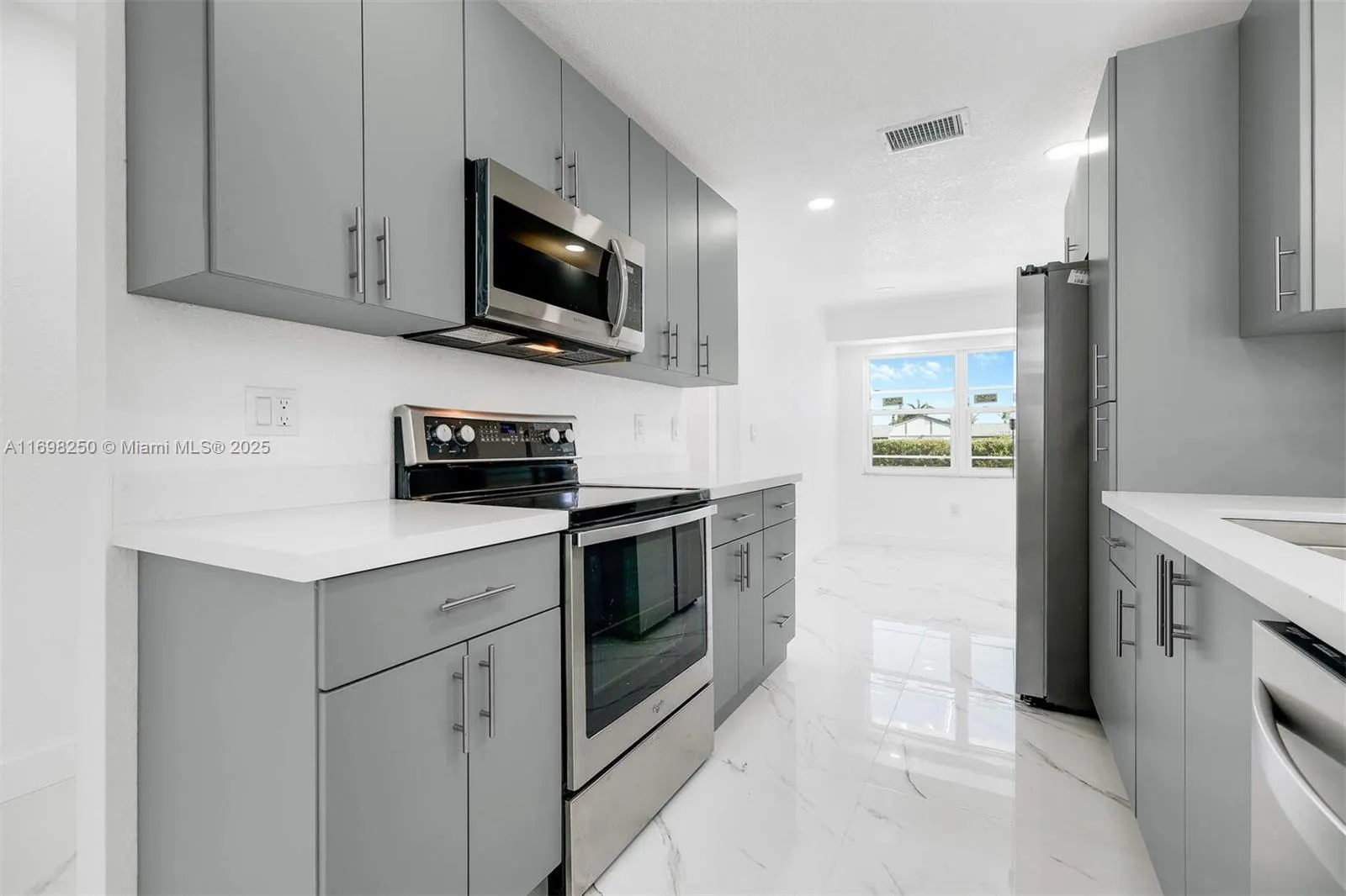 4367 ALBACORE CIR