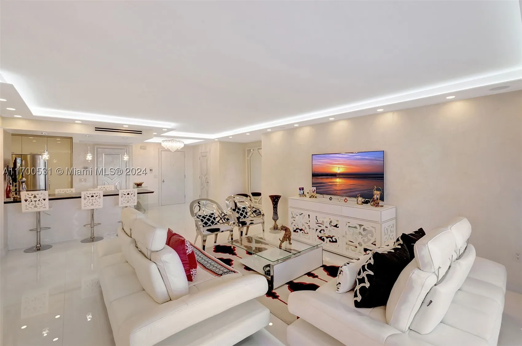 9801 W Collins Ave #5O/complete renovated