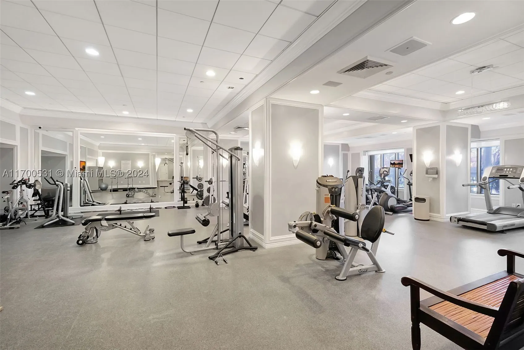 9801 W Collins Ave #5O/complete renovated