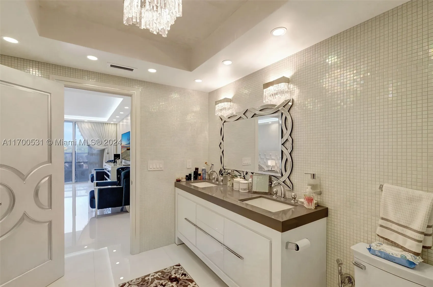 9801 W Collins Ave #5O/complete renovated