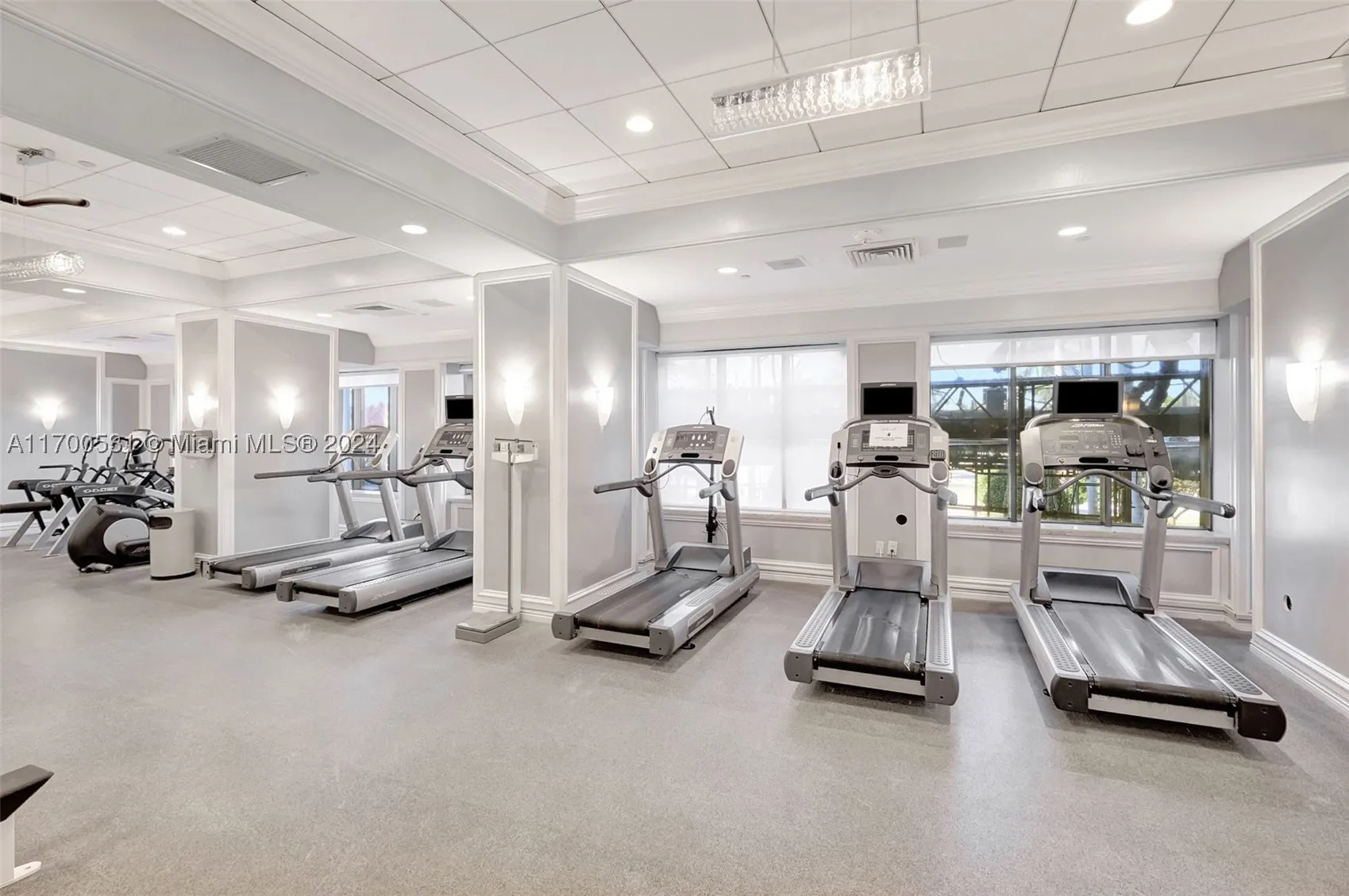 9801 W Collins Ave #5O/complete renovated