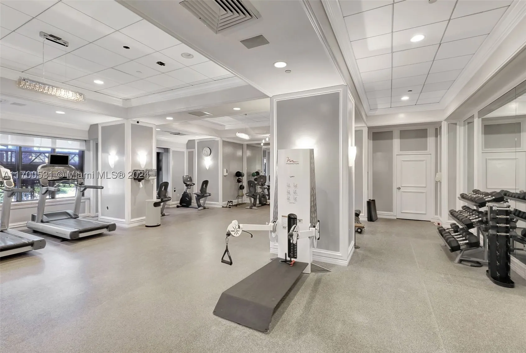9801 W Collins Ave #5O/complete renovated