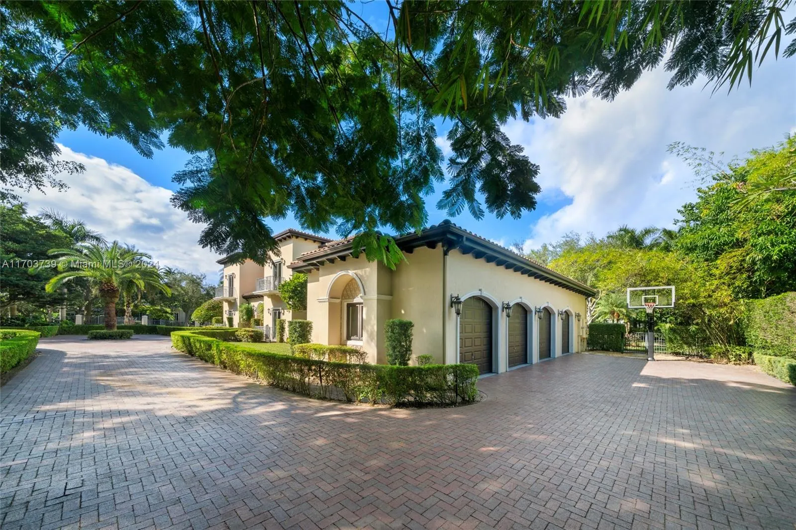 5935 Moss Ranch rd