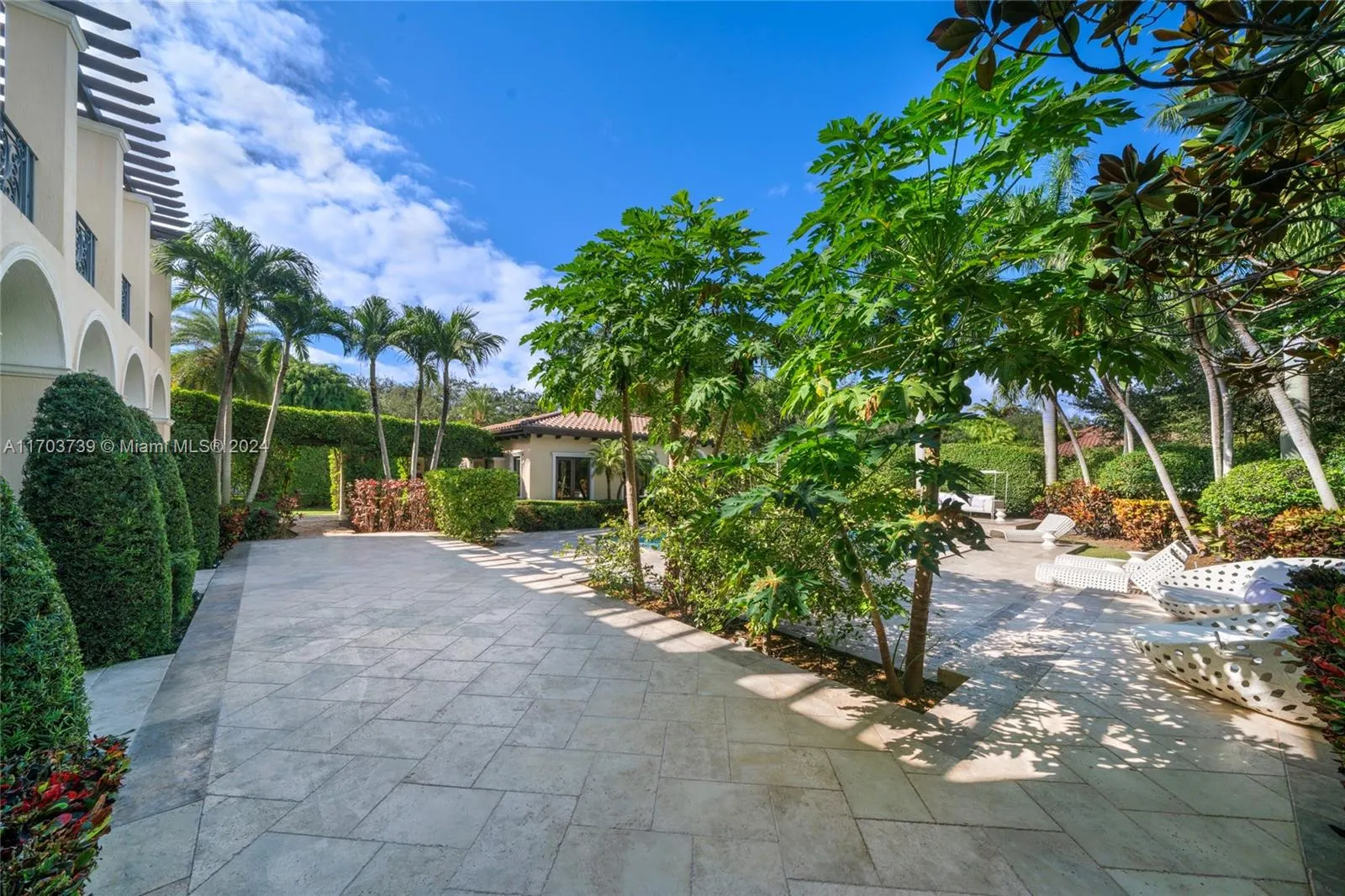 5935 Moss Ranch rd