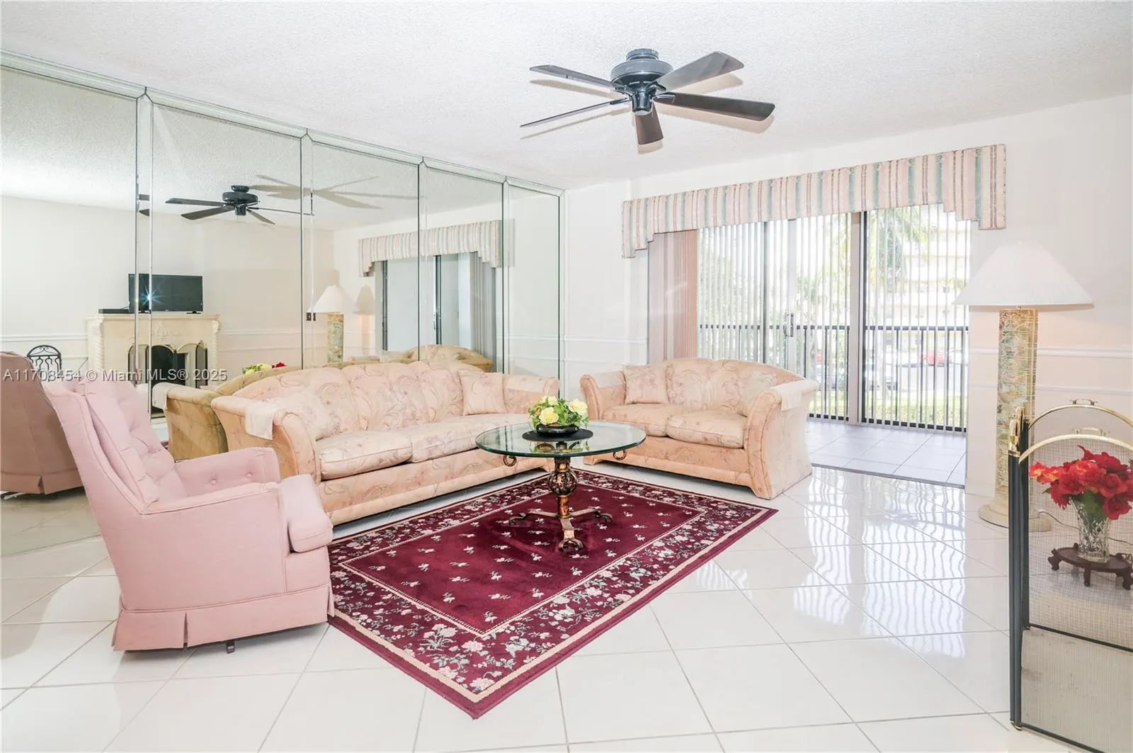 190 SE 5th Ave, #202