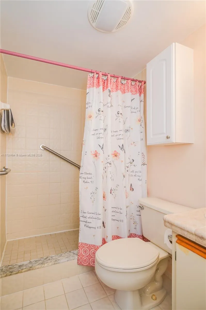 190 SE 5th Ave, #202