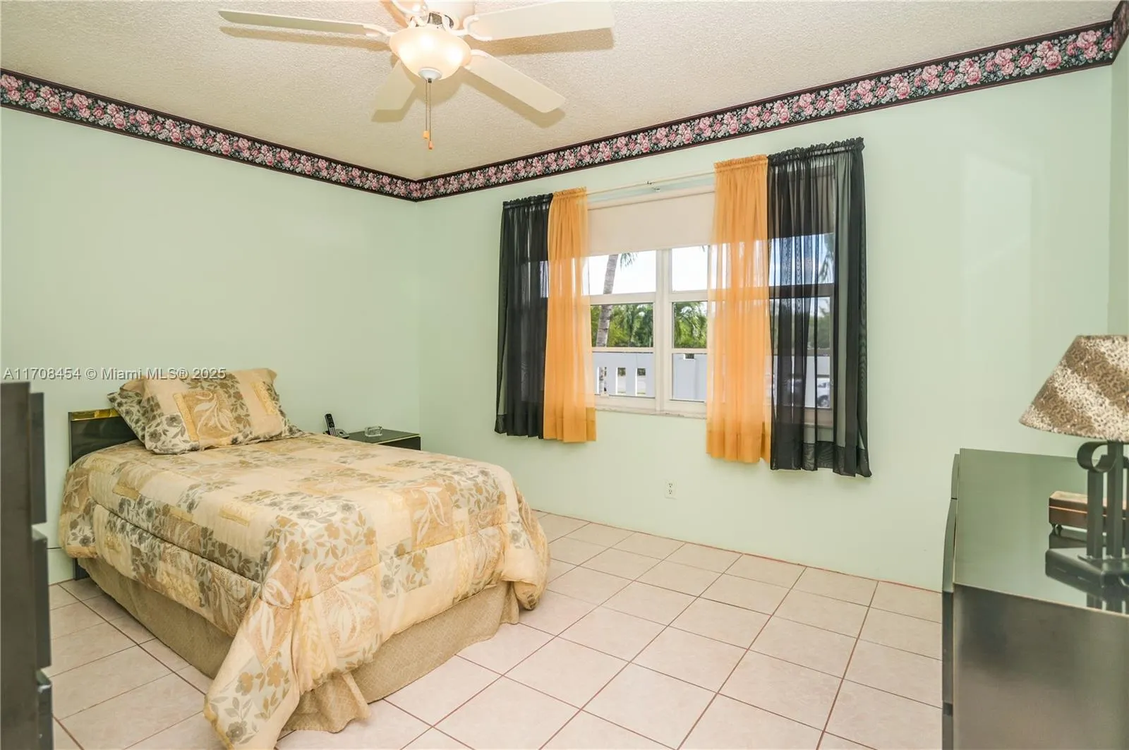 190 SE 5th Ave, #202