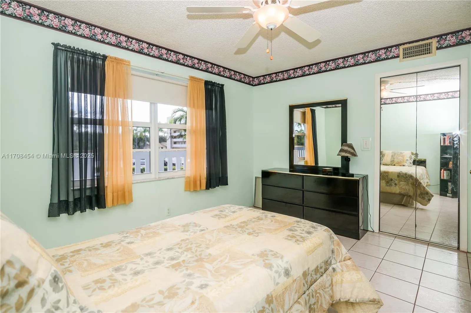 190 SE 5th Ave, #202