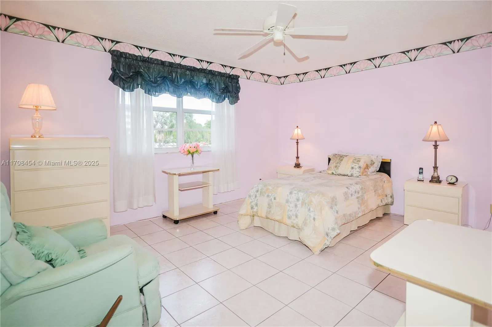 190 SE 5th Ave, #202