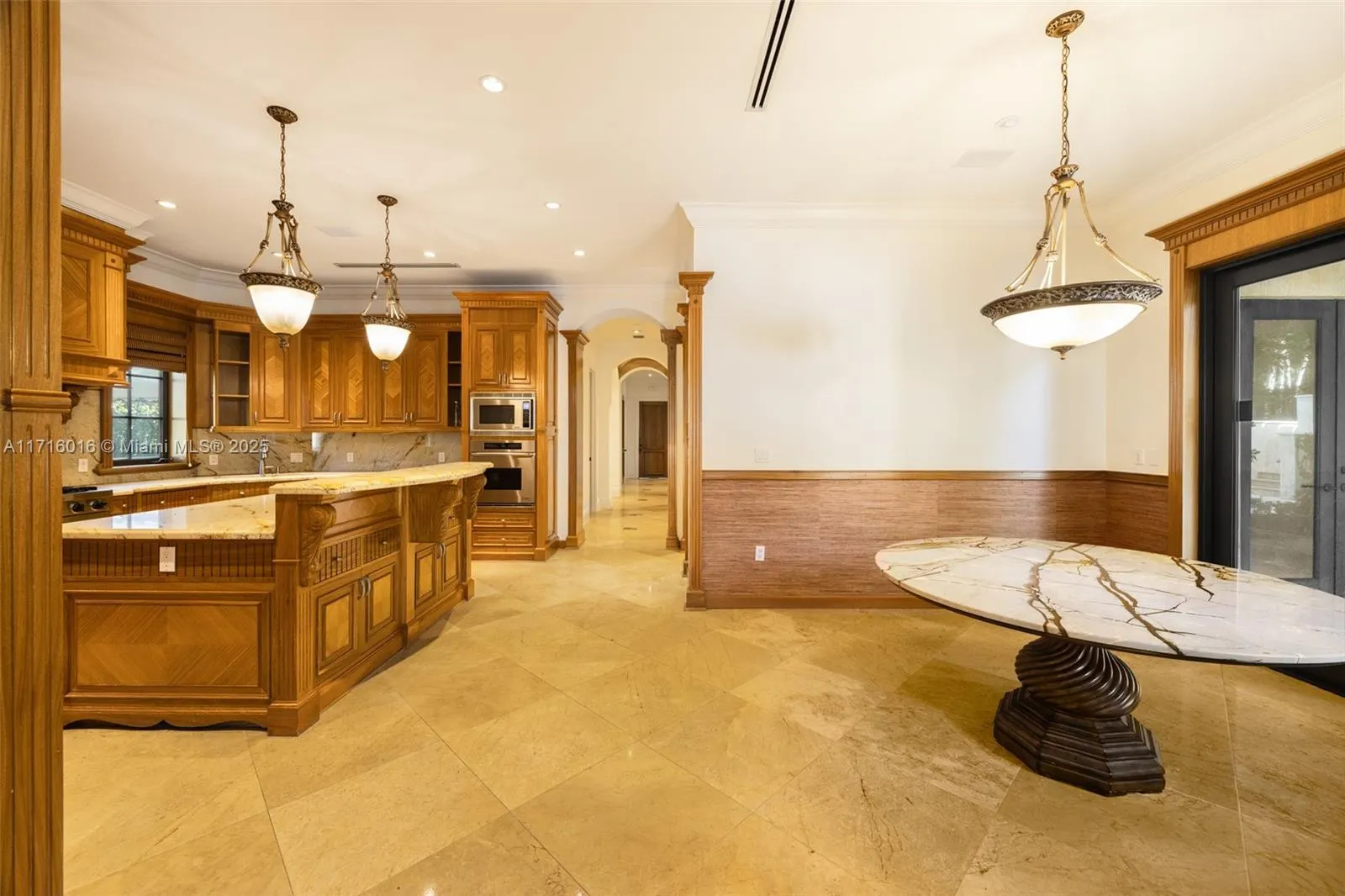 9940 W Suburban Dr