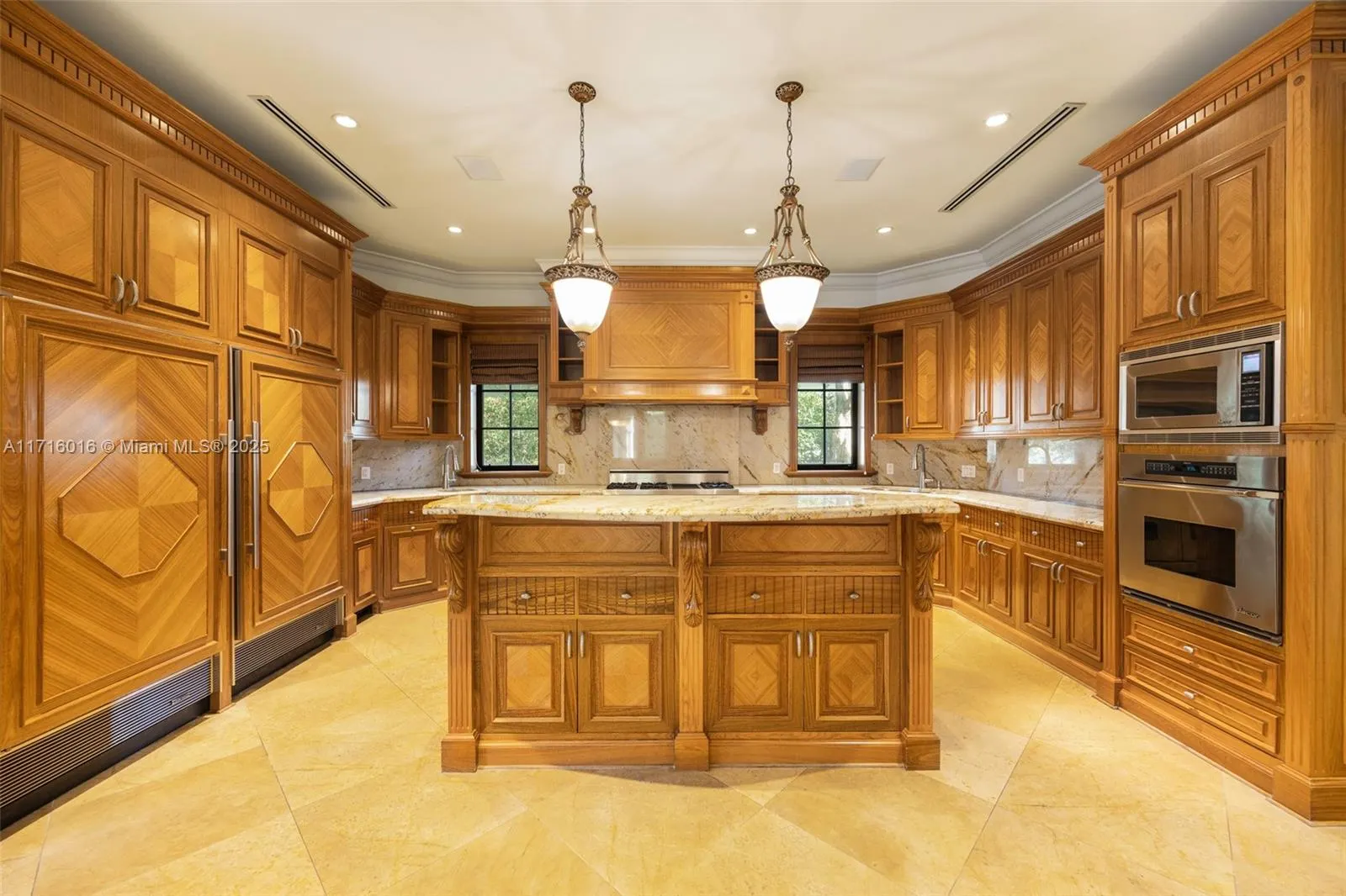 9940 W Suburban Dr