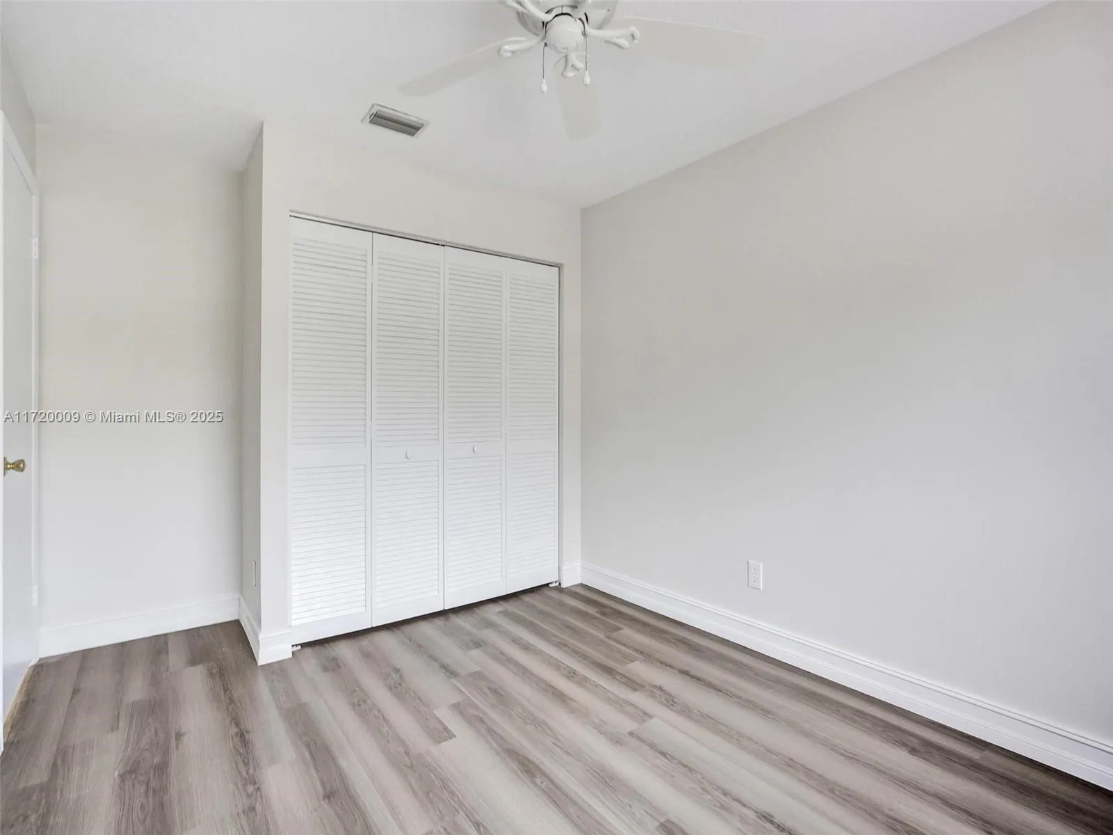 1046 SE 6th Ct
