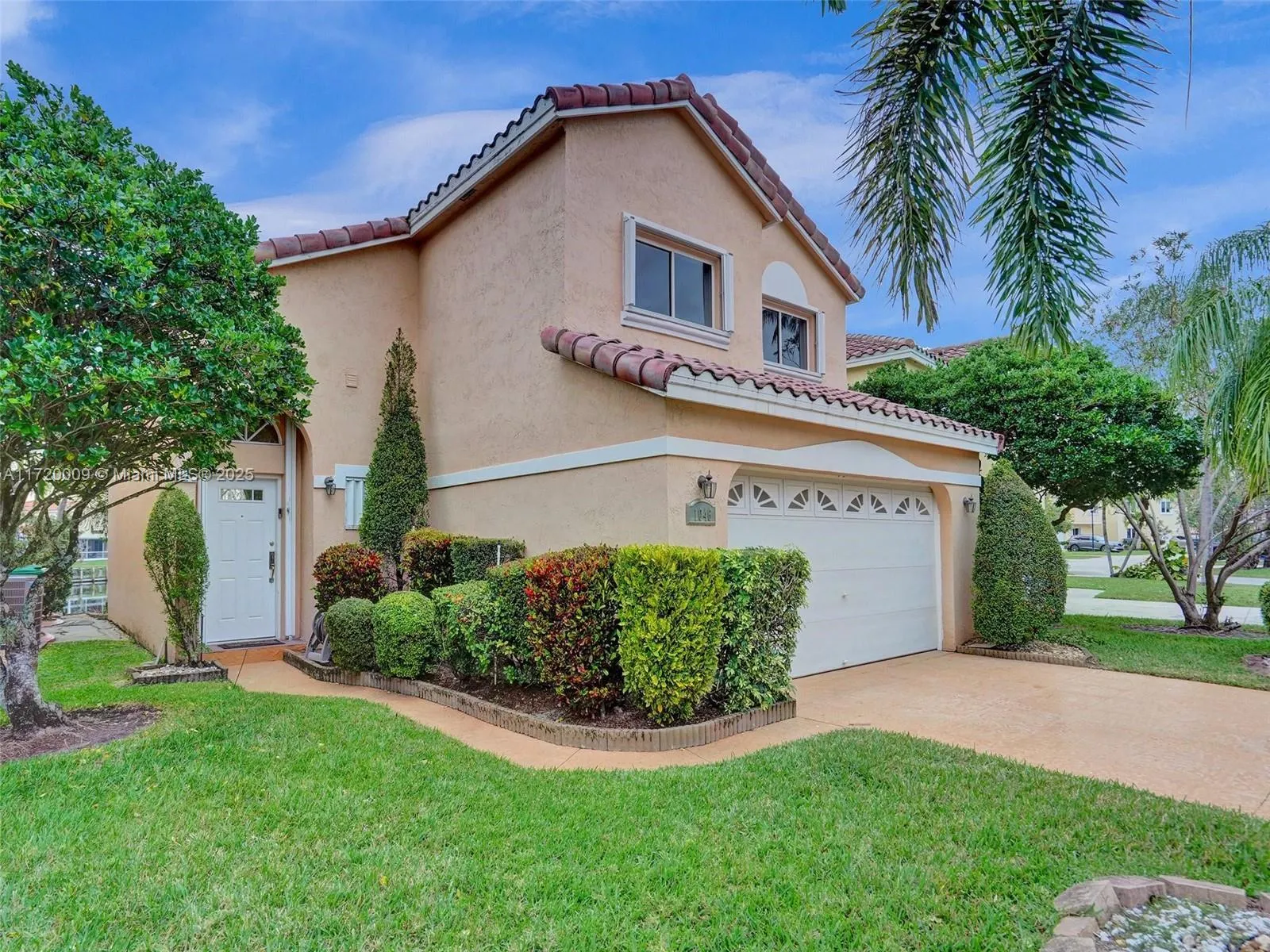 1046 SE 6th Ct