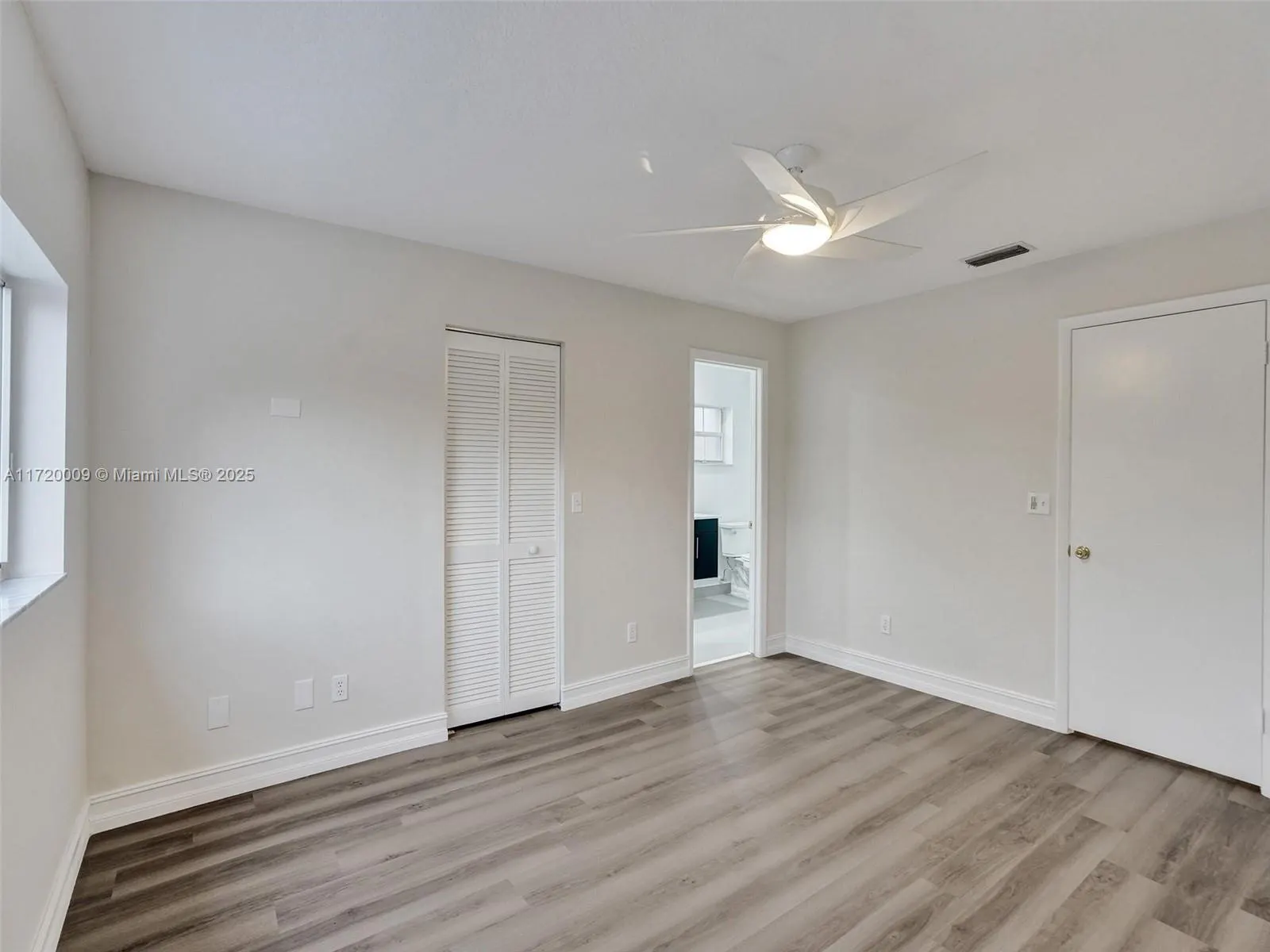 1046 SE 6th Ct