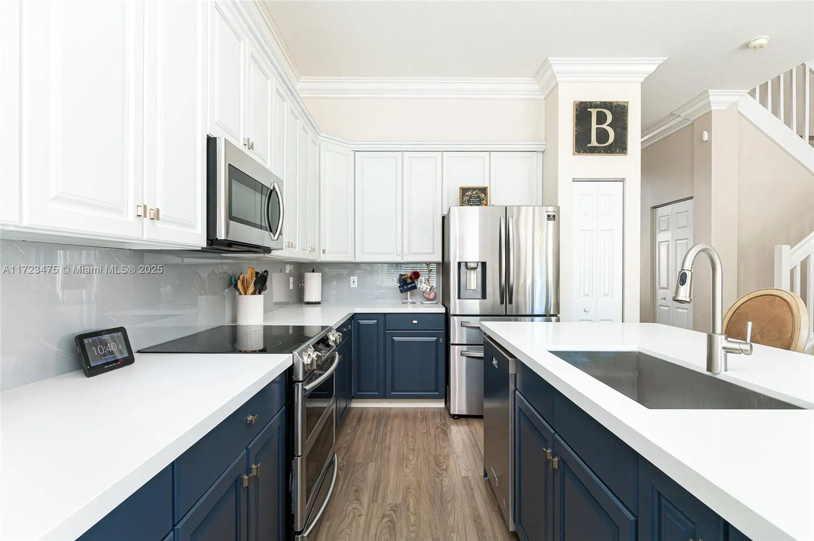 208 SE 15th St