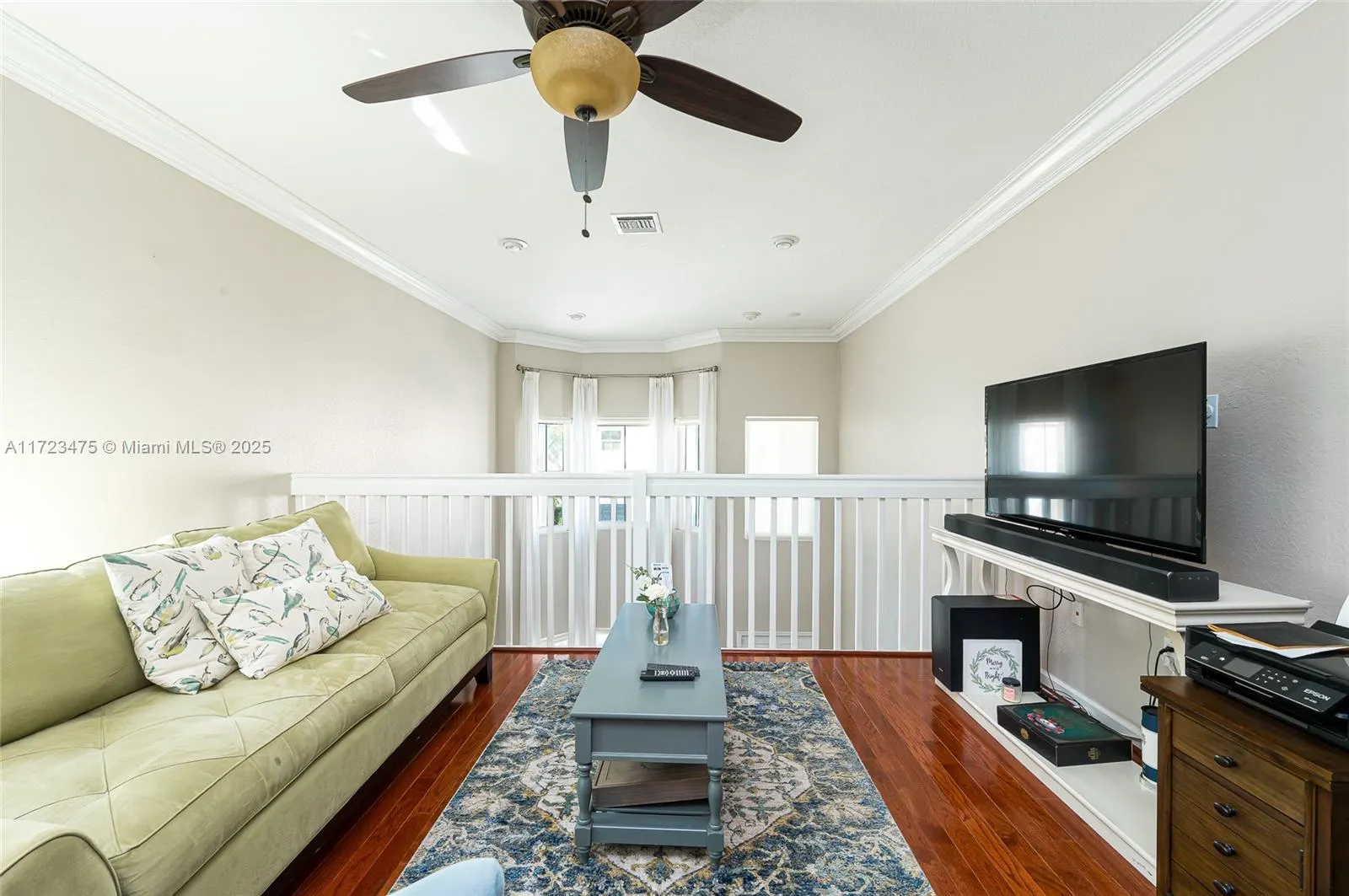 208 SE 15th St