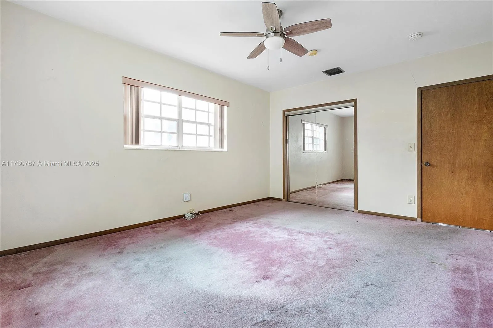 9573 Carlyle Ave