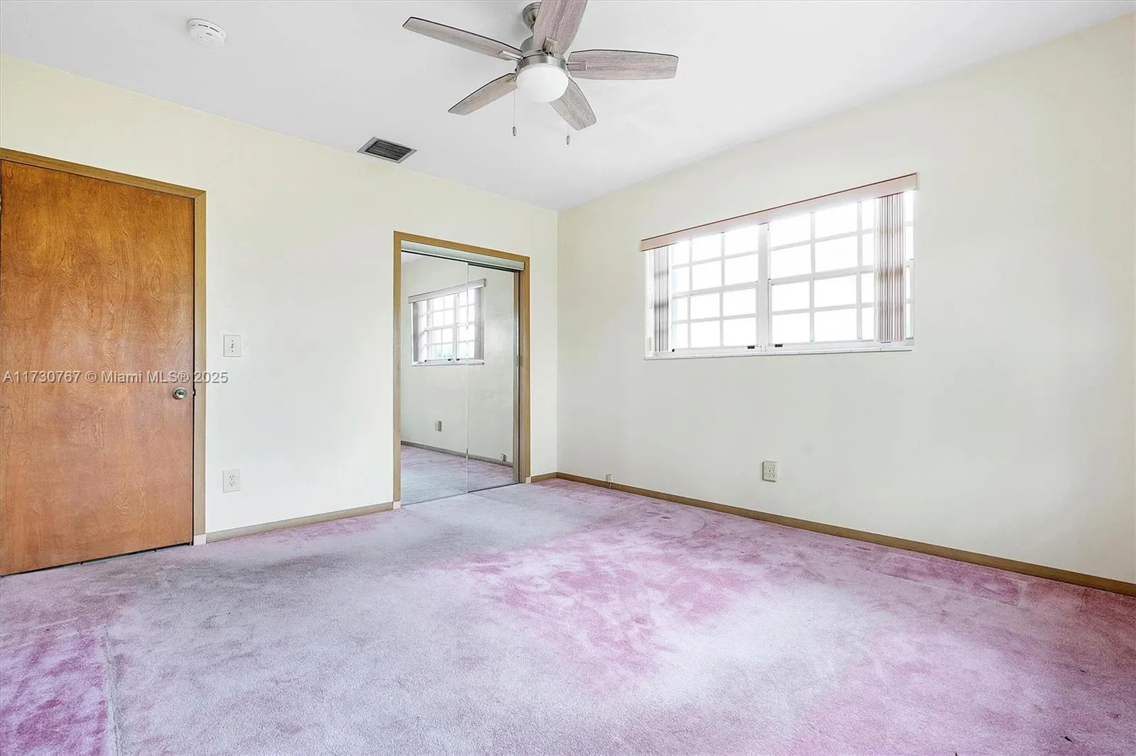 9573 Carlyle Ave