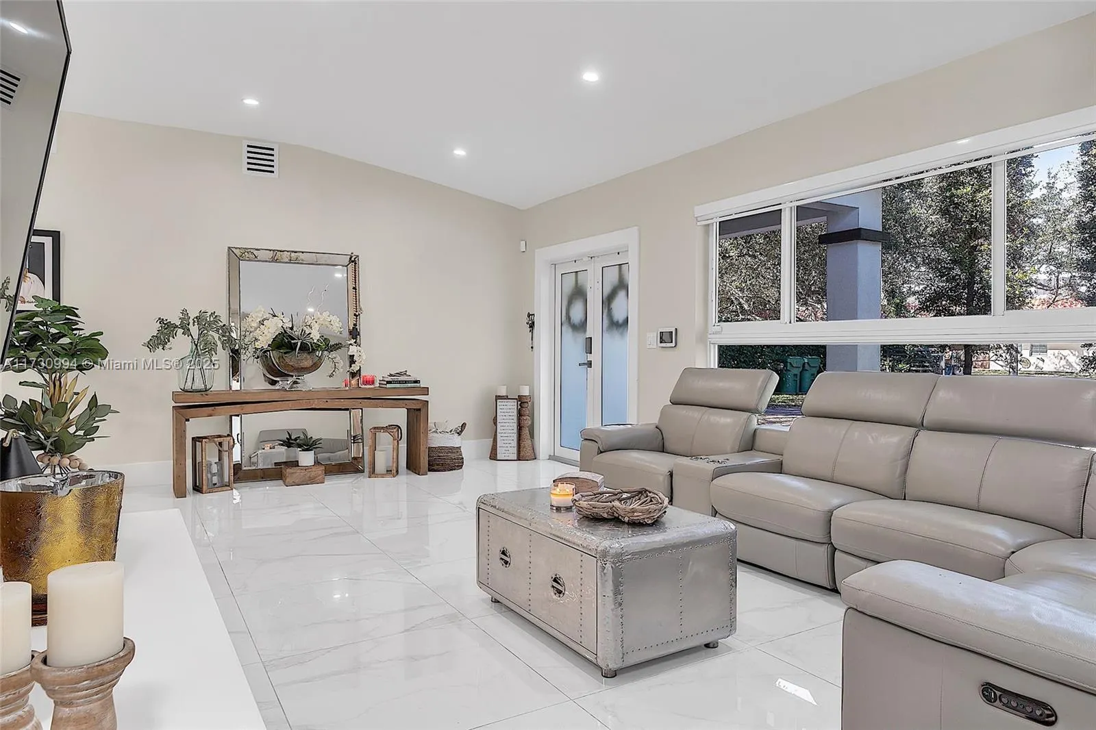 7620 SW 105th Ter