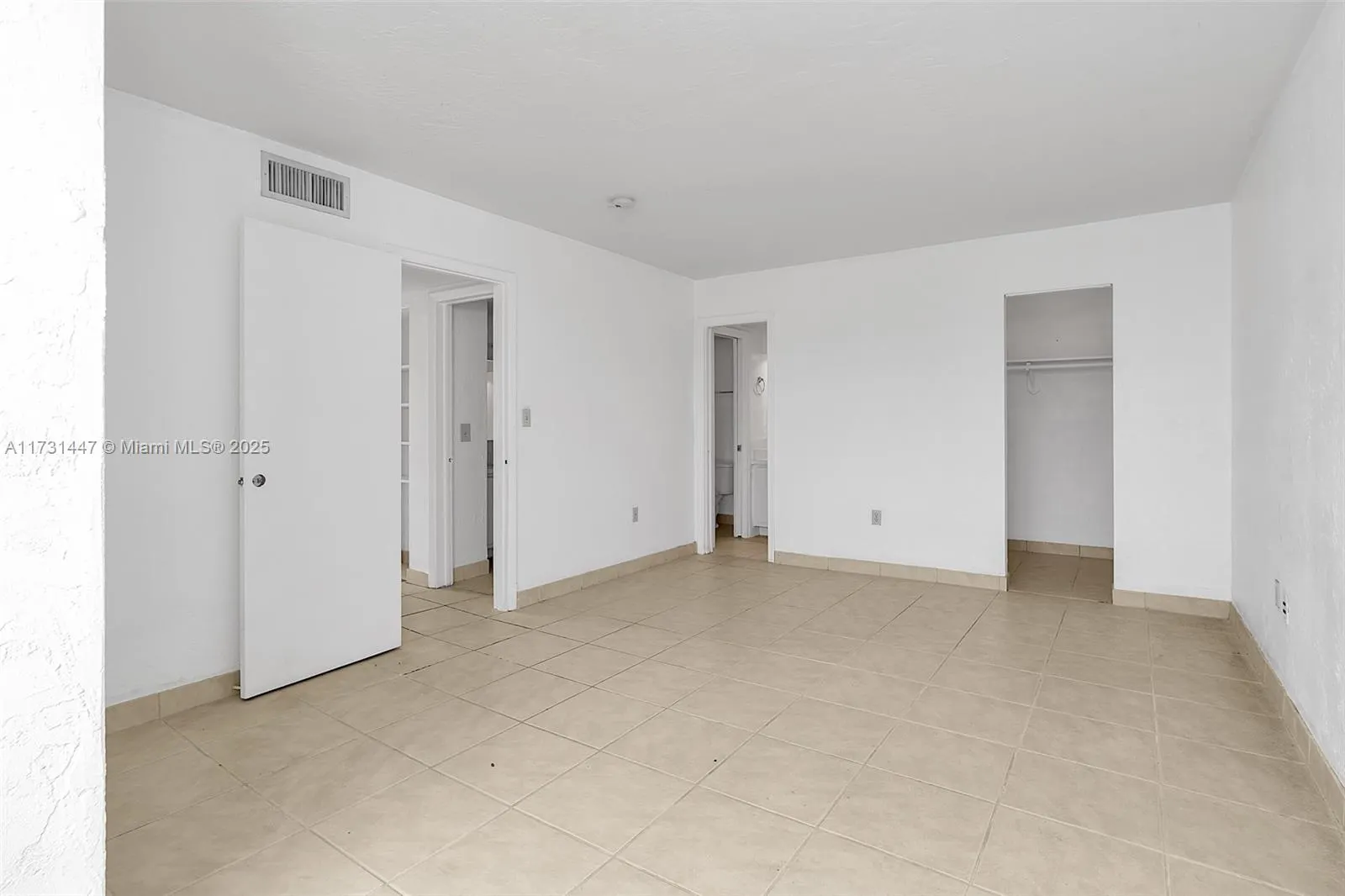 6884 N Kendall Dr, #C404