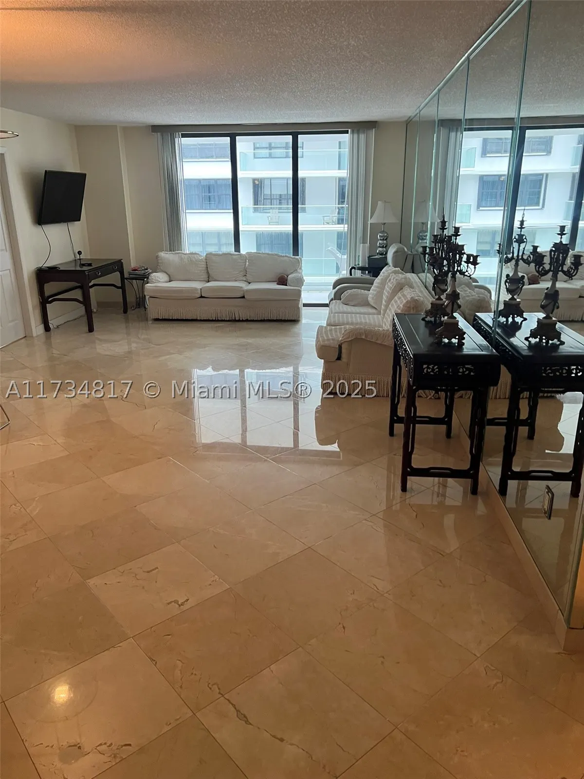 9801 Collins Ave #17J