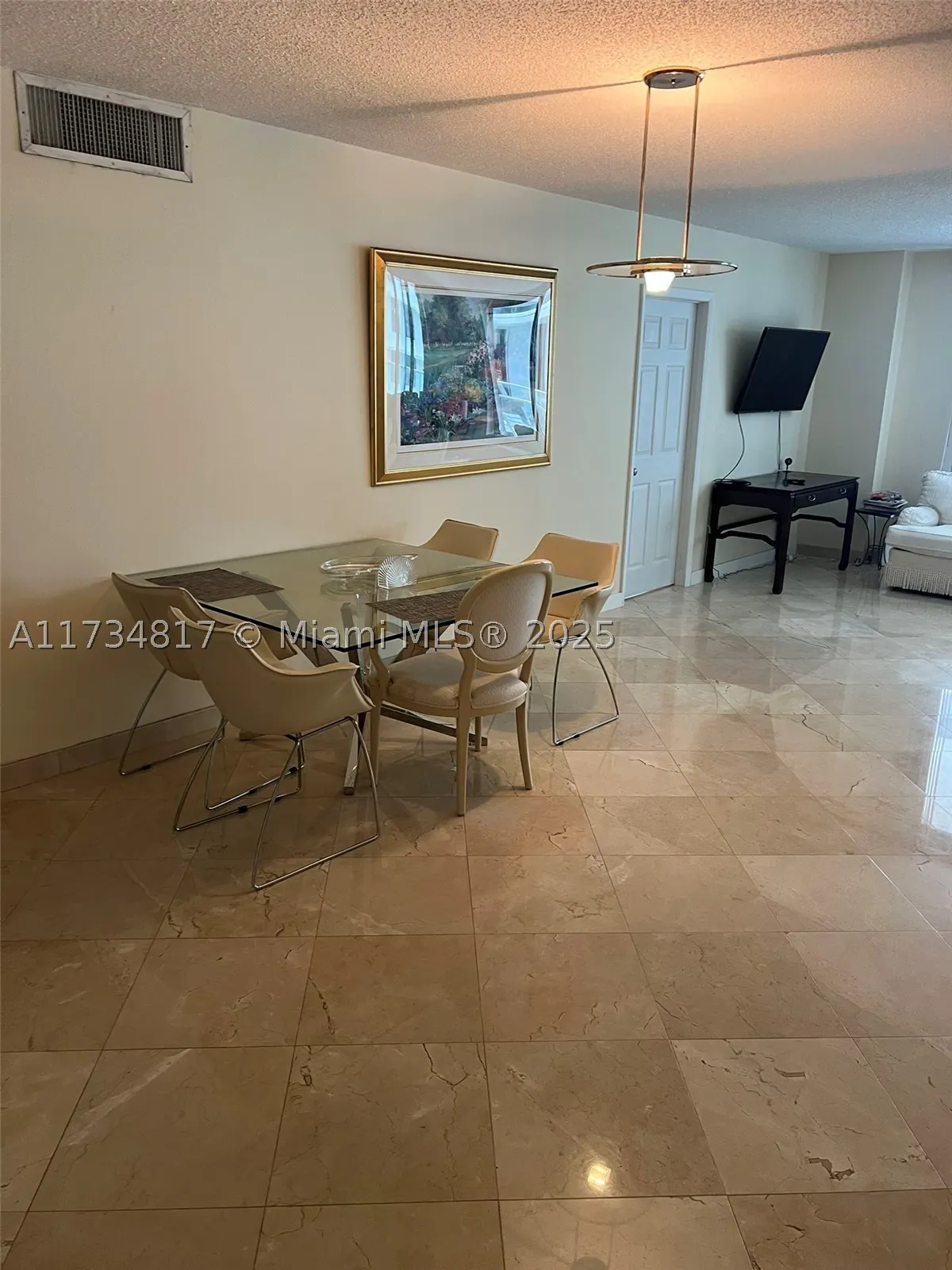 9801 Collins Ave #17J