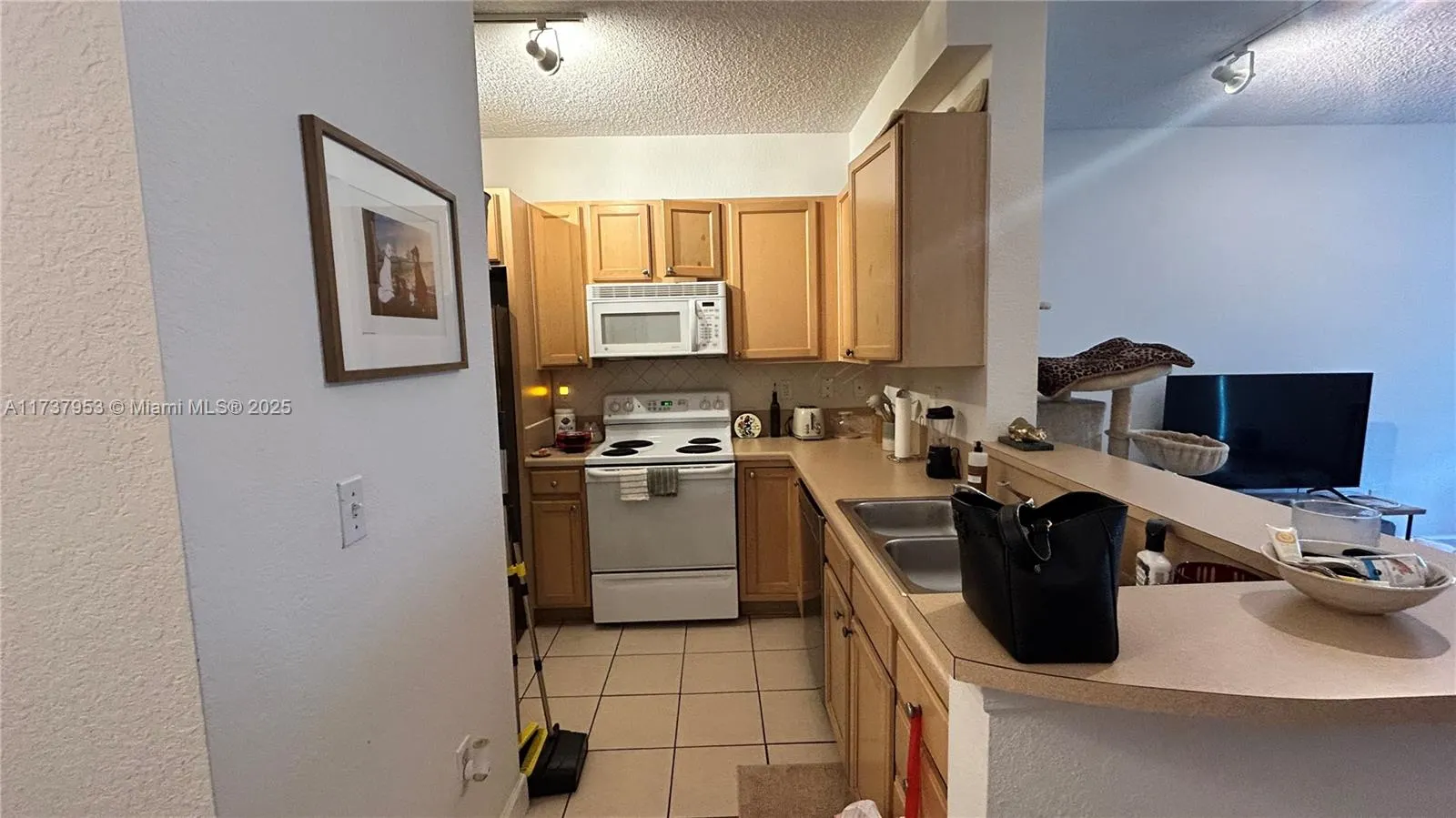 6001 SW 70th St, #623